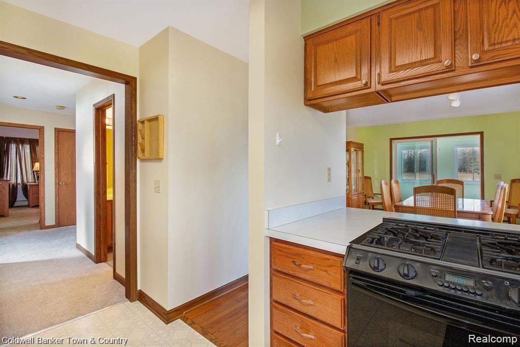 6641 Winans Lake Road Brighton, MI 48116 - Photo 7 of 29 GetMedia-6.jpg