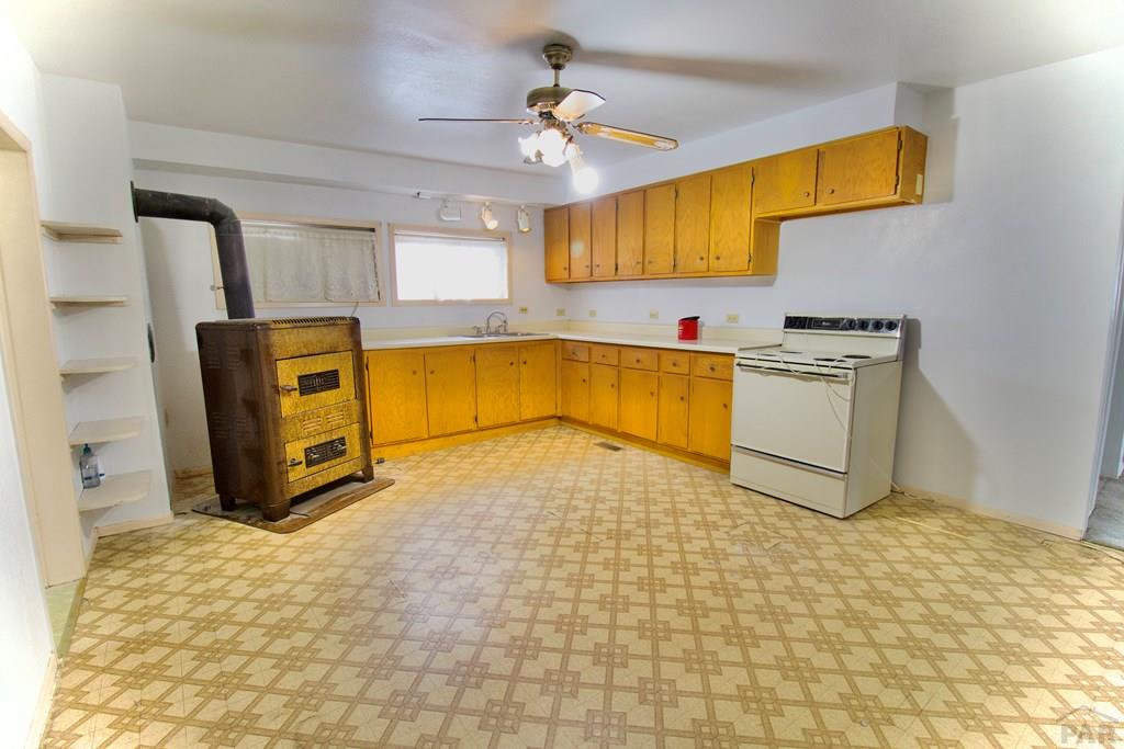 203 Santa Rita Street Aguilar, CO 81020 - Photo 16 of 44