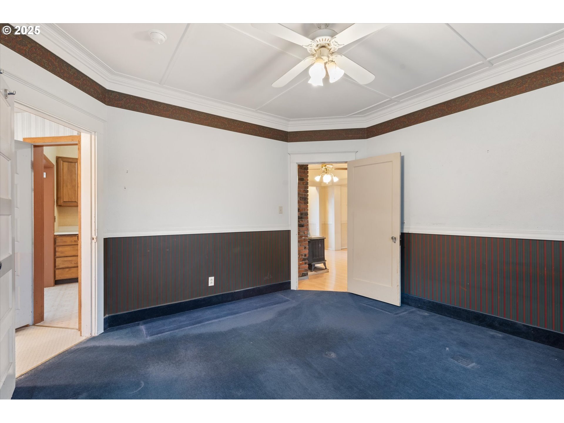 1029 Walnut Street Baker City, OR 97814 - Photo 34 of 42 a view of an empty room with a window