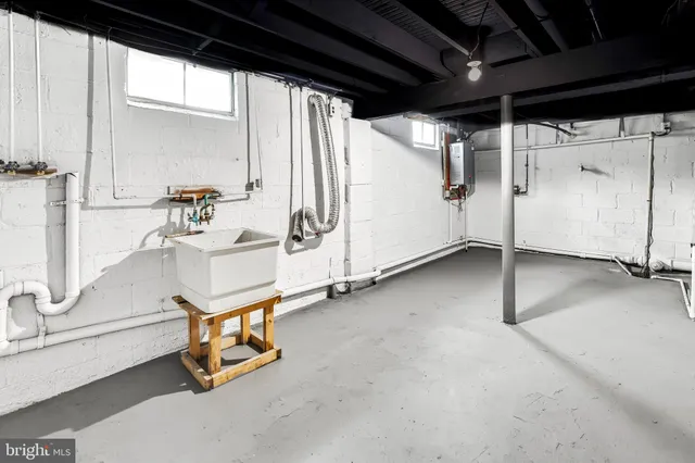 $299,900 | 100 Jerrys Avenue, Clayton, NJ 08312