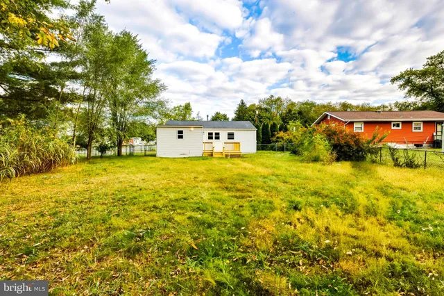 $299,900 | 100 Jerrys Avenue, Clayton, NJ 08312