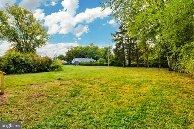 $299,900 | 100 Jerrys Avenue, Clayton, NJ 08312