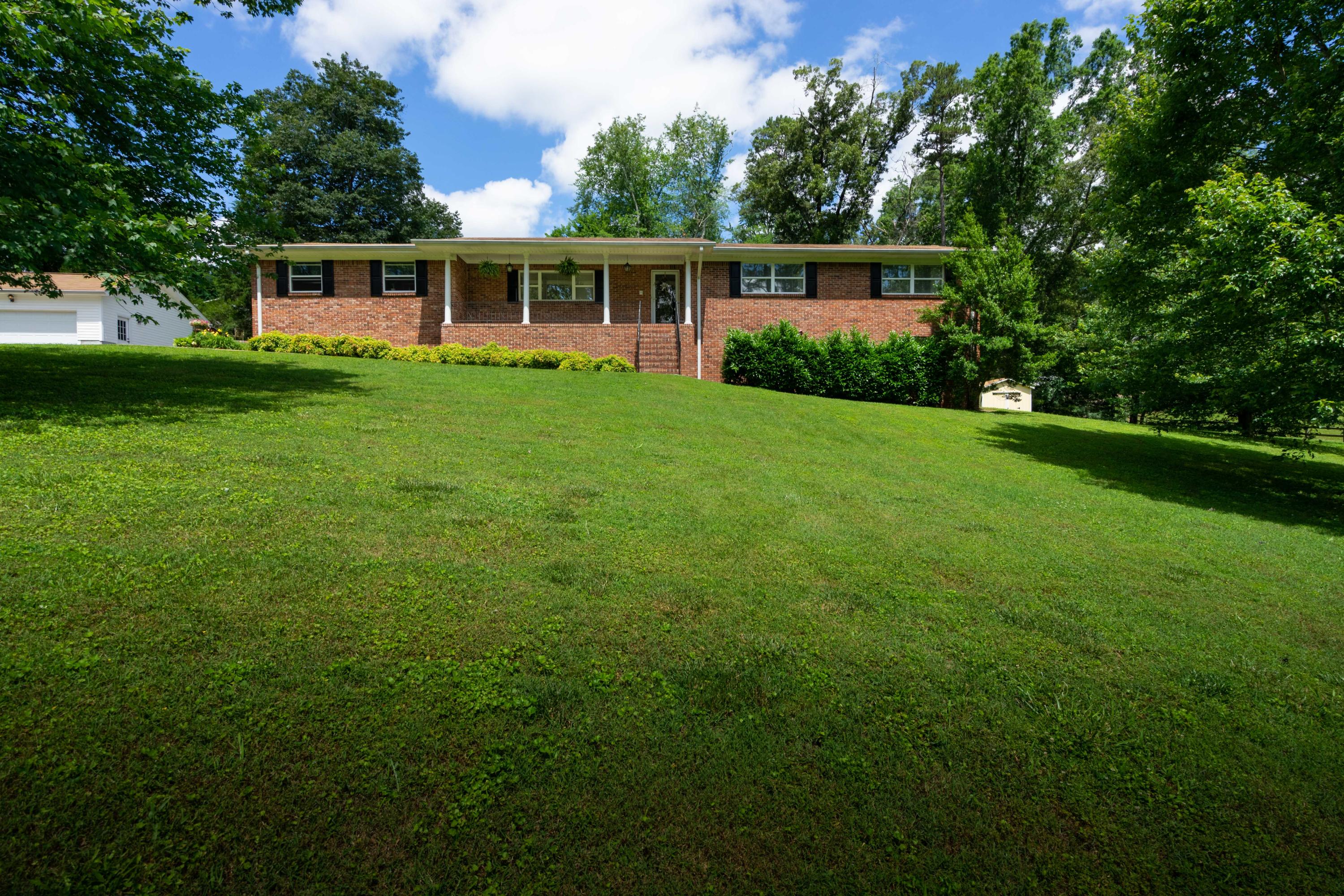 7435 South Dent Road Hixson, TN 37343 - Photo 45 of 45 Front View