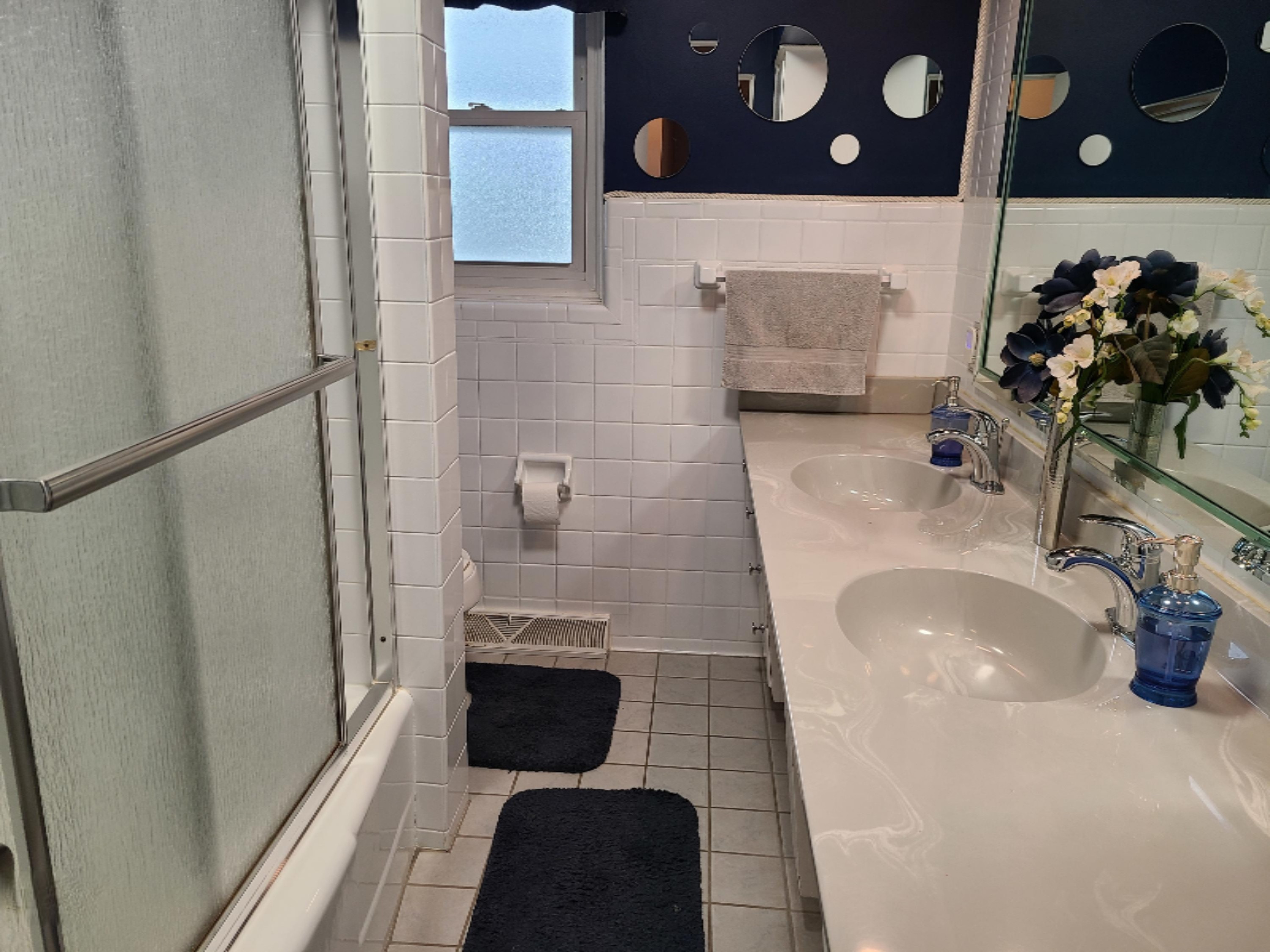 288 Fisk Road Benton Harbor, MI 49022 - Photo 9 of 13 Bathroom