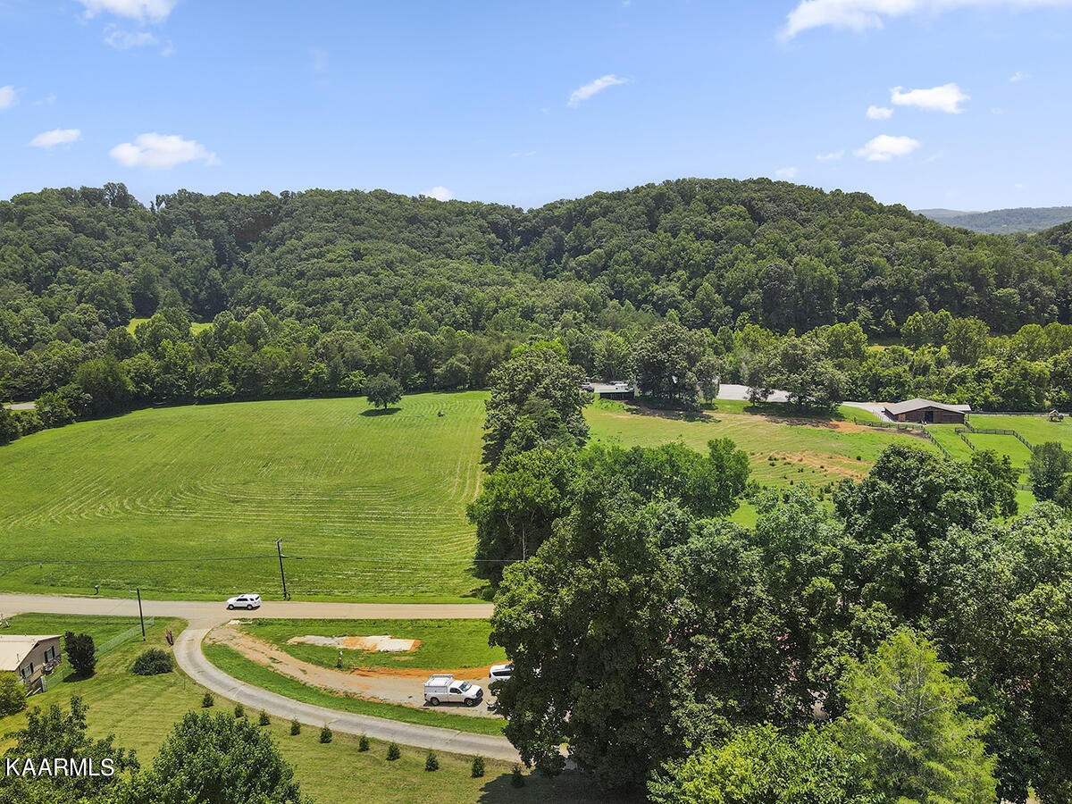 2111 Brown Road Knoxville, TN 37920 - Photo 7 of 49 Gallery Image 7