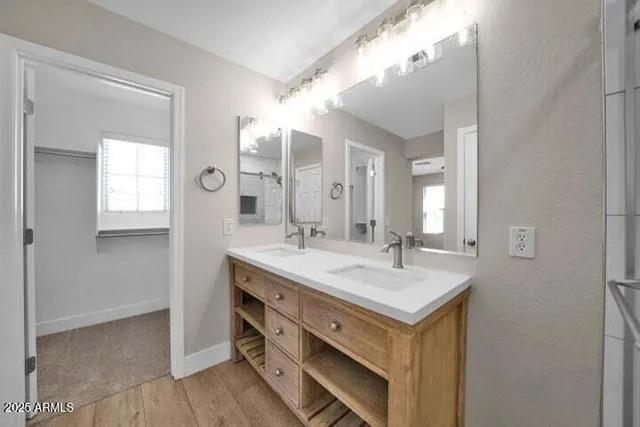 $2,650 | 3941 East Cat Balue Drive, Phoenix, AZ 85050