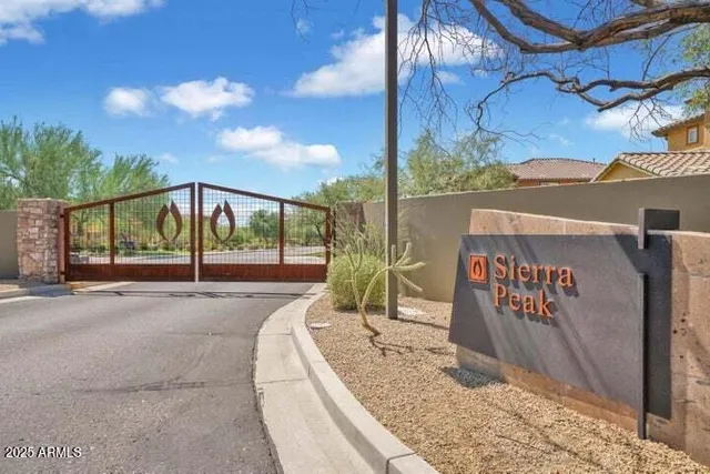 $2,650 | 3941 East Cat Balue Drive, Phoenix, AZ 85050