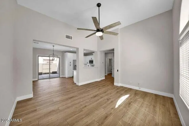 $2,650 | 3941 East Cat Balue Drive, Phoenix, AZ 85050