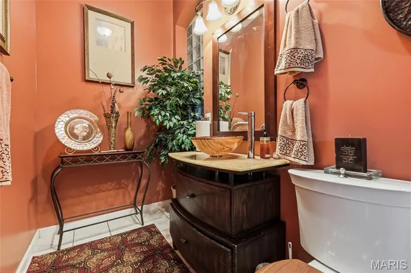$350,000 | 3725 North 20th Street, St. Louis, MO 63107