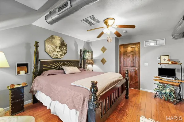 $350,000 | 3725 North 20th Street, St. Louis, MO 63107