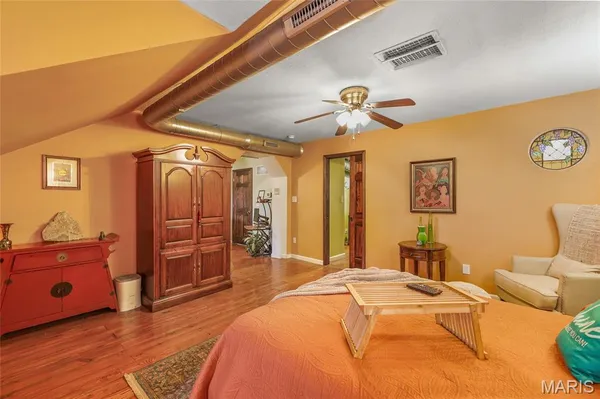$350,000 | 3725 North 20th Street, St. Louis, MO 63107