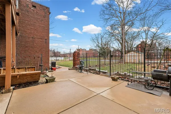 $350,000 | 3725 North 20th Street, St. Louis, MO 63107