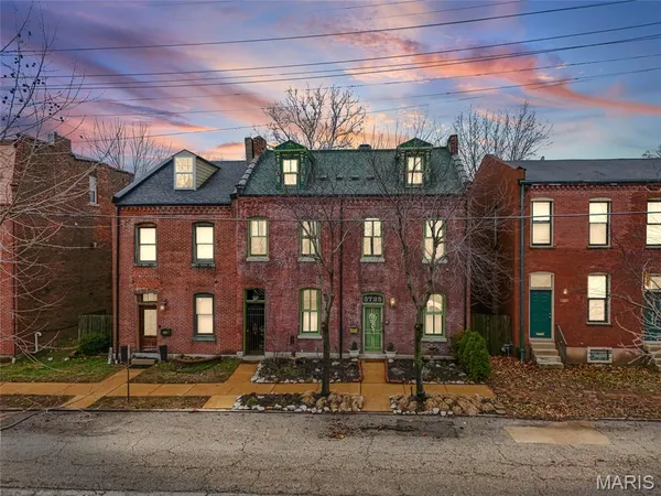 $350,000 | 3725 North 20th Street, St. Louis, MO 63107