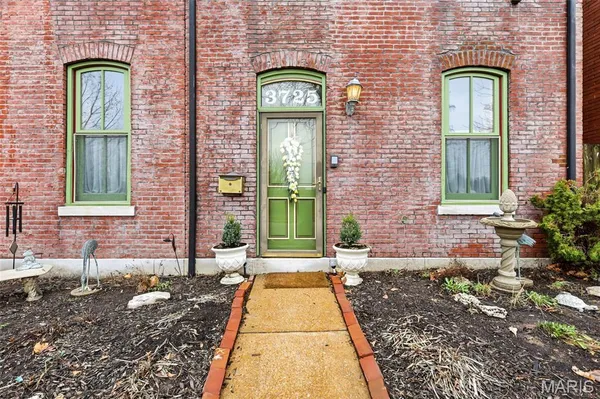 $350,000 | 3725 North 20th Street, St. Louis, MO 63107