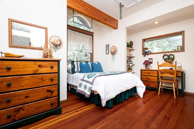 $995,000 | 2260 Deveron Way, South Lake Tahoe, CA 96150