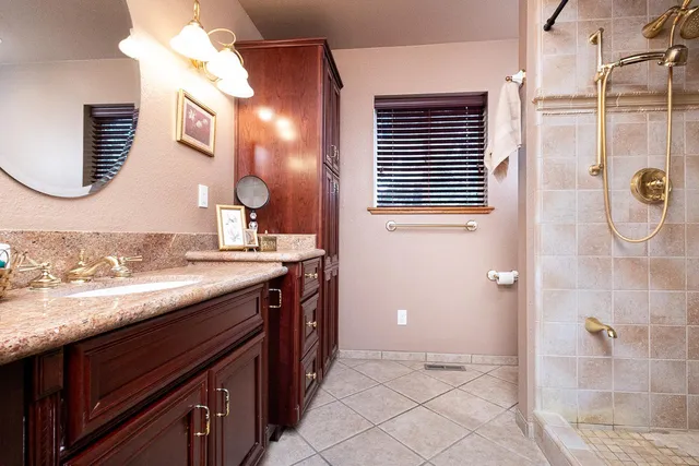 $995,000 | 2260 Deveron Way, South Lake Tahoe, CA 96150