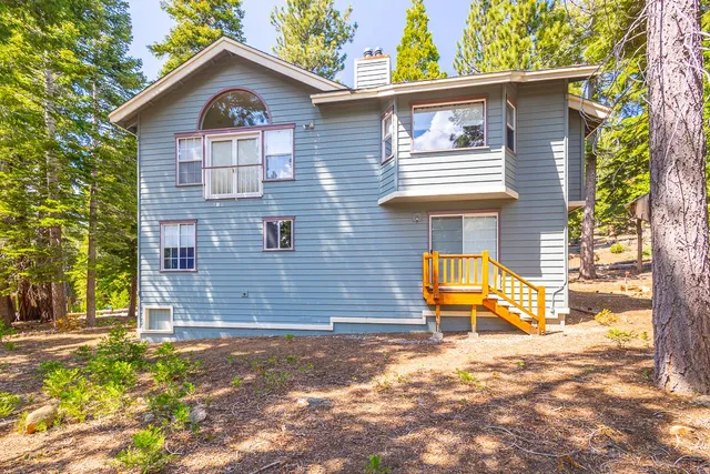 $995,000 | 2260 Deveron Way, South Lake Tahoe, CA 96150