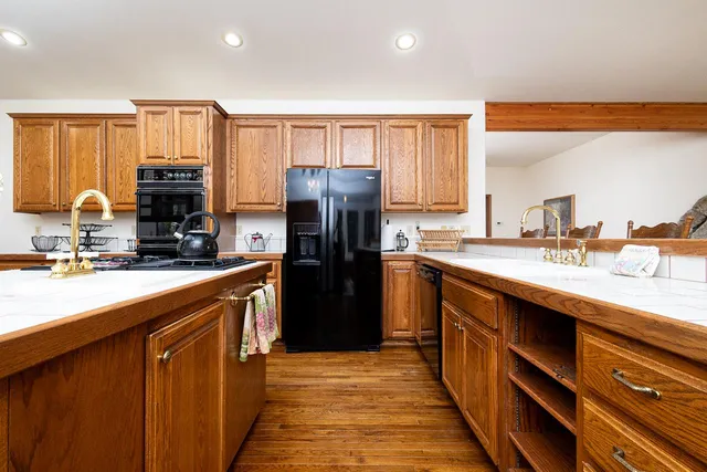 $995,000 | 2260 Deveron Way, South Lake Tahoe, CA 96150