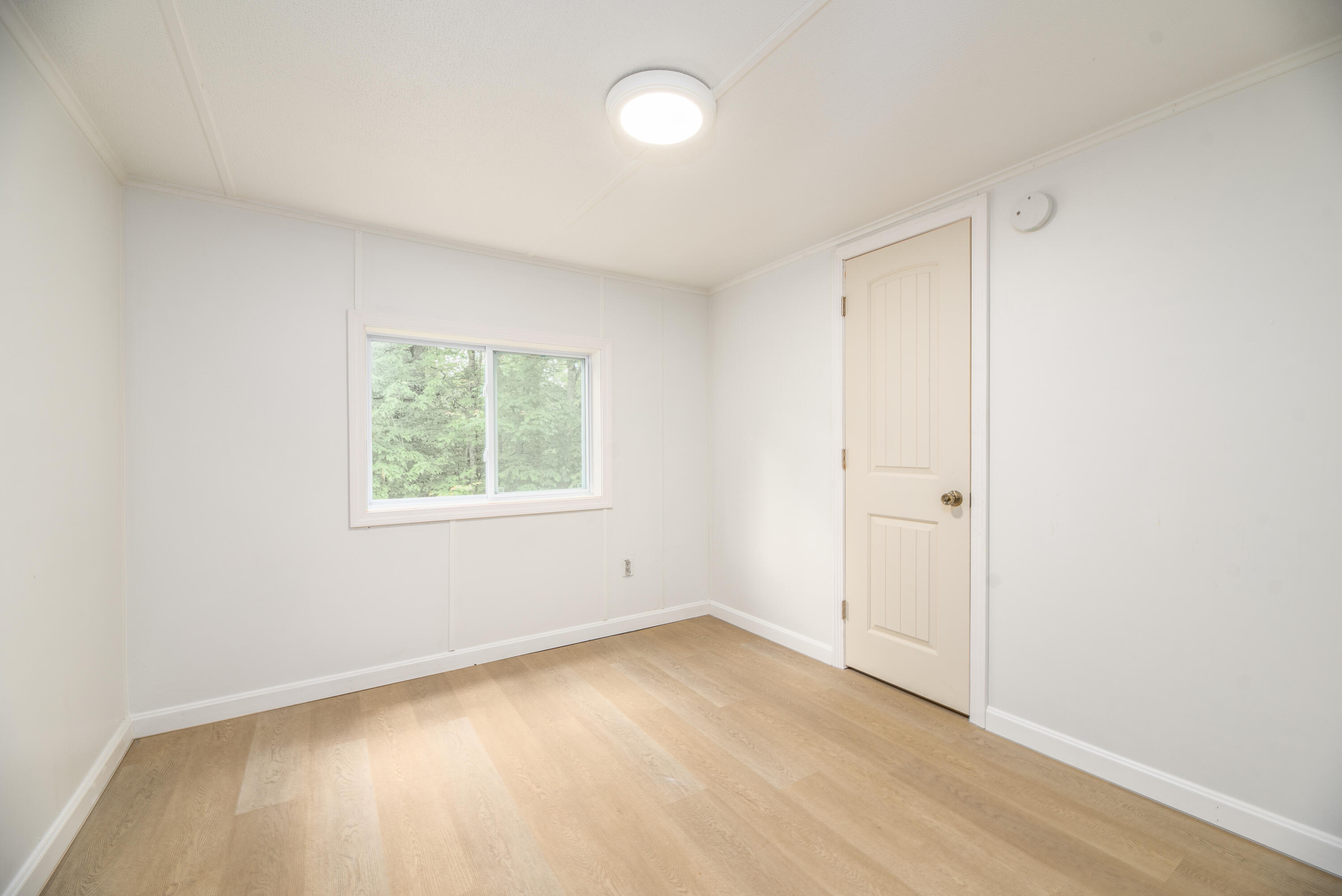 314 East Stage Road Pittston, ME 04345 - Photo 9 of 19 Interior8