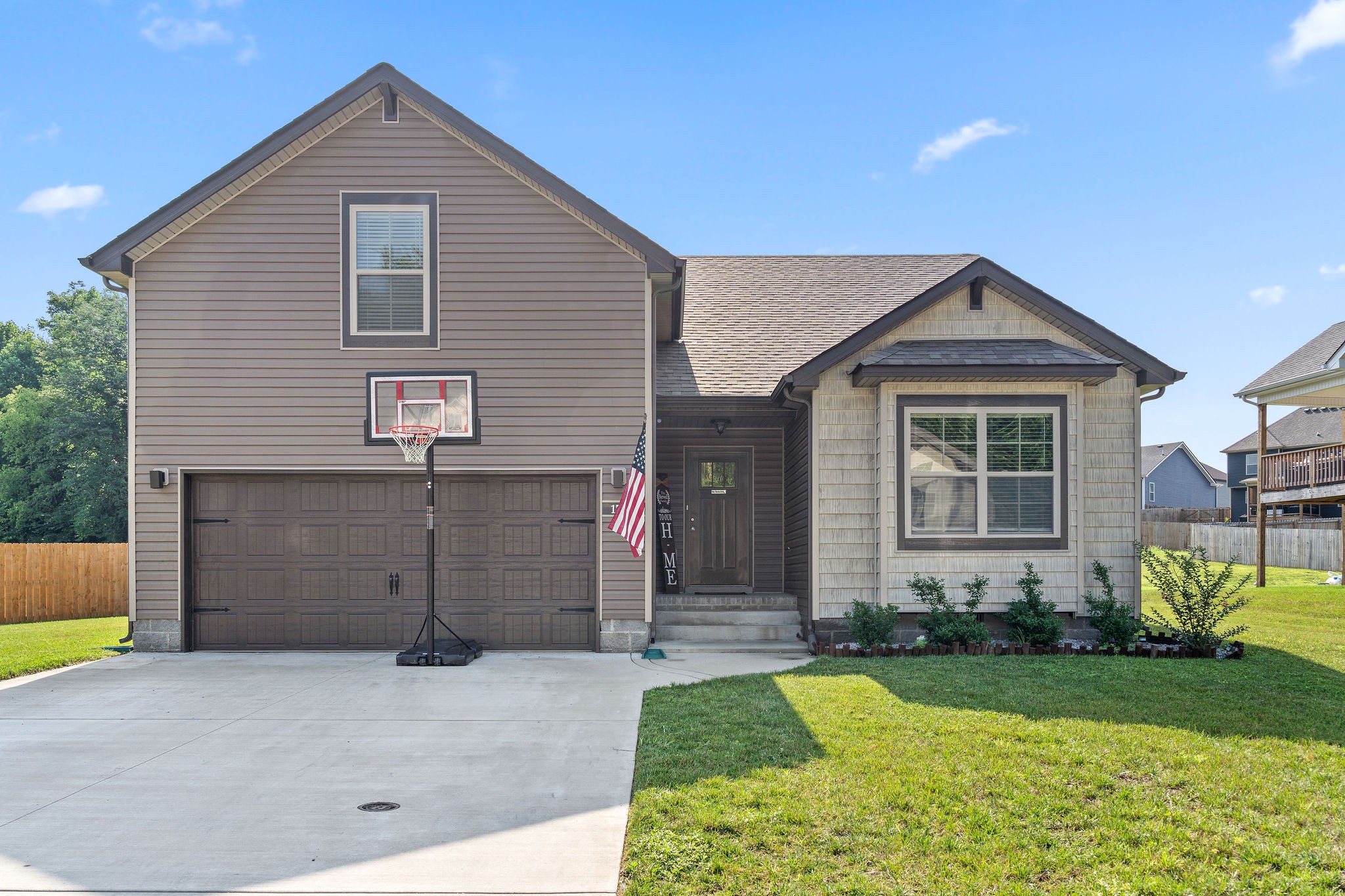 1708 Rains Road Clarksville, TN 37042 - Photo 1 of 28 Gallery Image 1