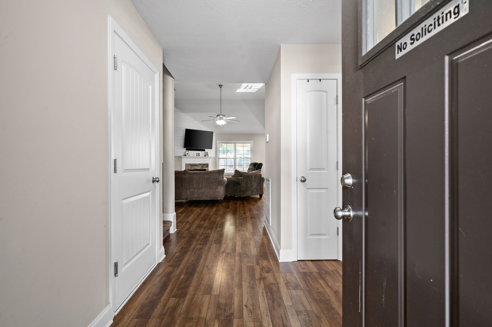 1708 Rains Road Clarksville, TN 37042 - Photo 3 of 28 Gallery Image 3