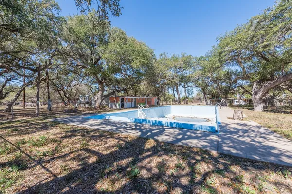 $190,000 | 167 Buckeye Knoll Road, George West, TX 78022