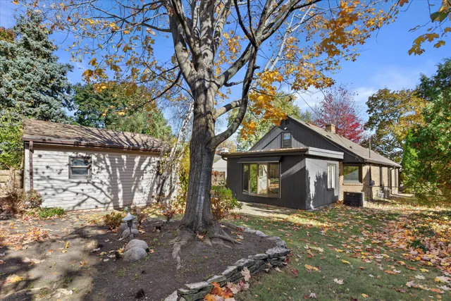 $315,000 | 932 Kentucky Street, Racine, WI 53405