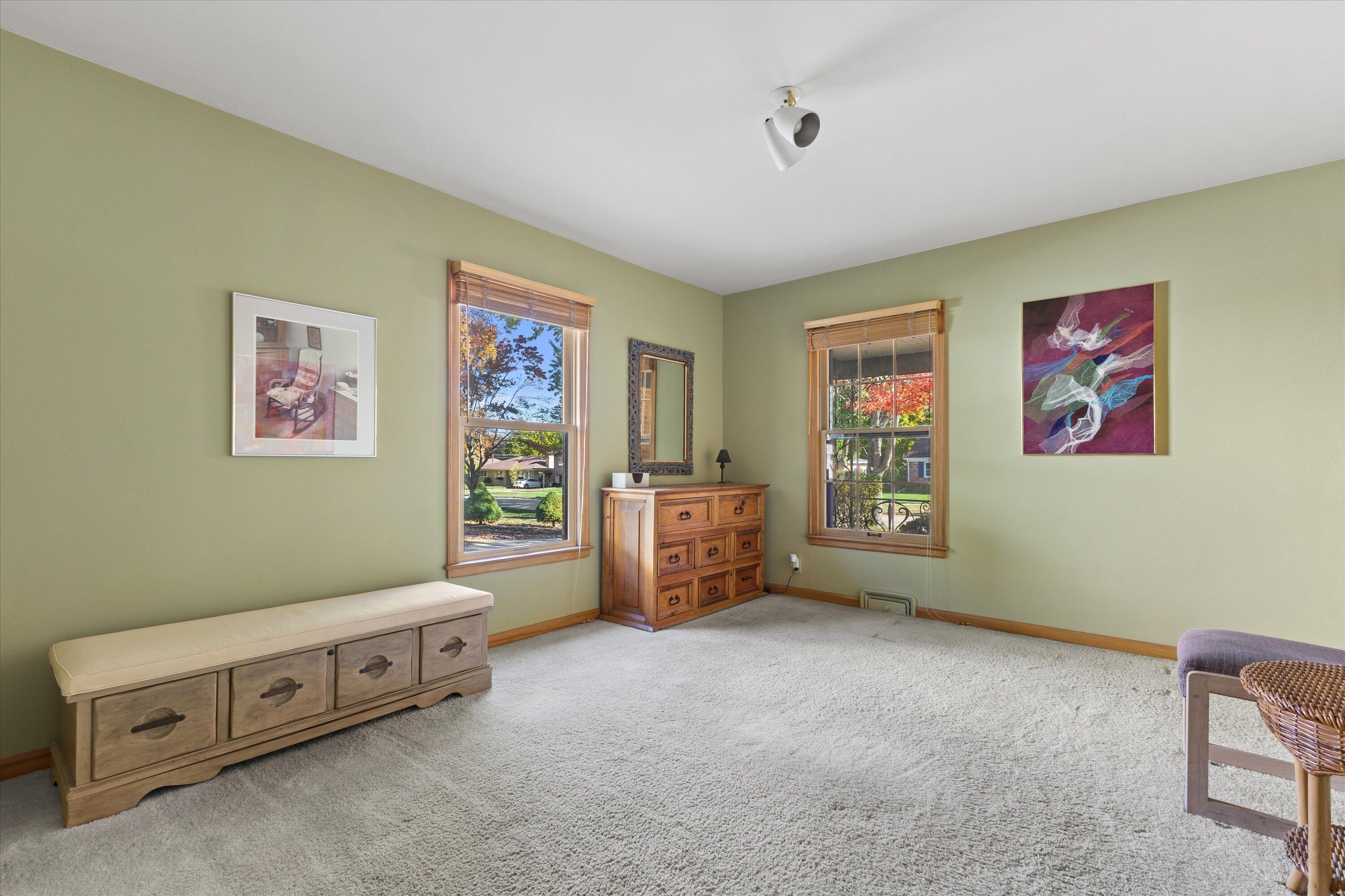 932 Kentucky Street Racine, WI 53405 - Photo 7 of 44 Bedroom 1