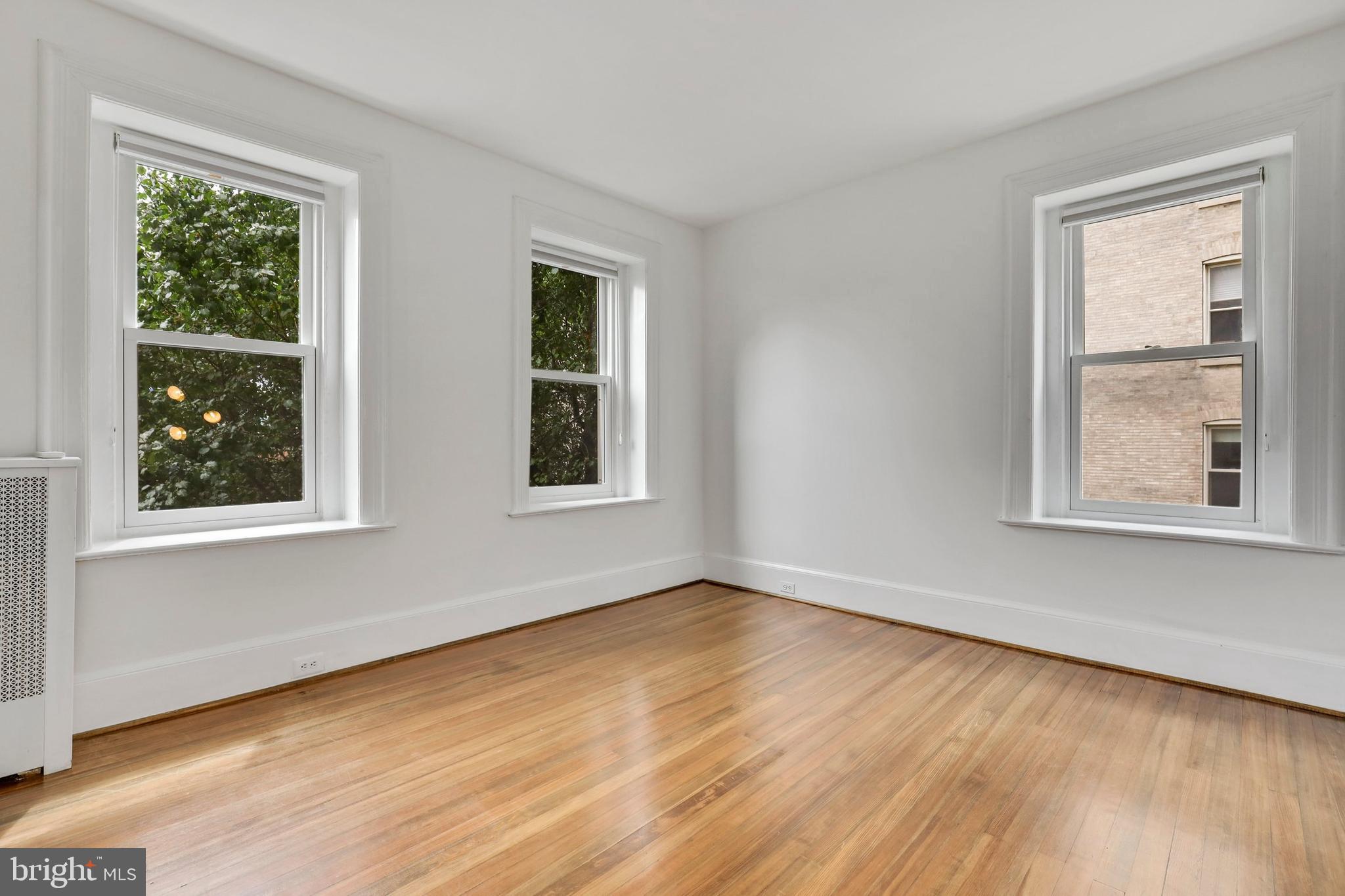 2022 Columbia Road Northwest, Unit 315 Washington, DC 20009 - Photo 15 of 37