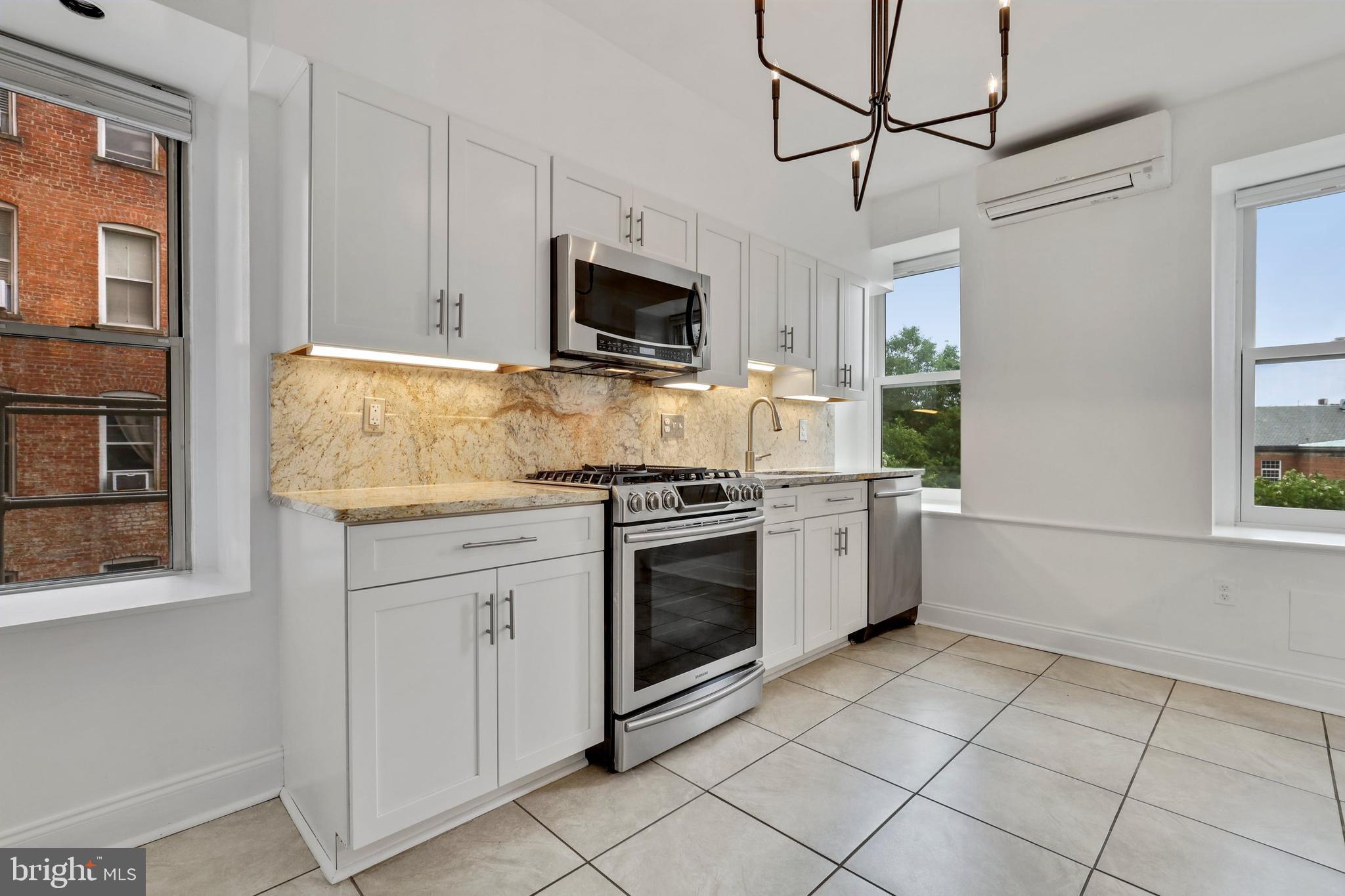 2022 Columbia Road Northwest, Unit 315 Washington, DC 20009 - Photo 23 of 37