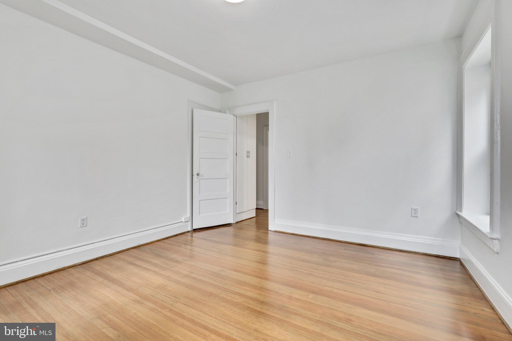 2022 Columbia Road Northwest, Unit 315 Washington, DC 20009 - Photo 28 of 37