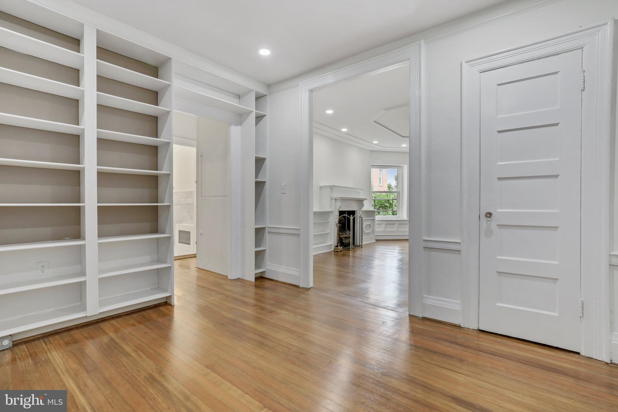 2022 Columbia Road Northwest, Unit 315 Washington, DC 20009 - Photo 4 of 37