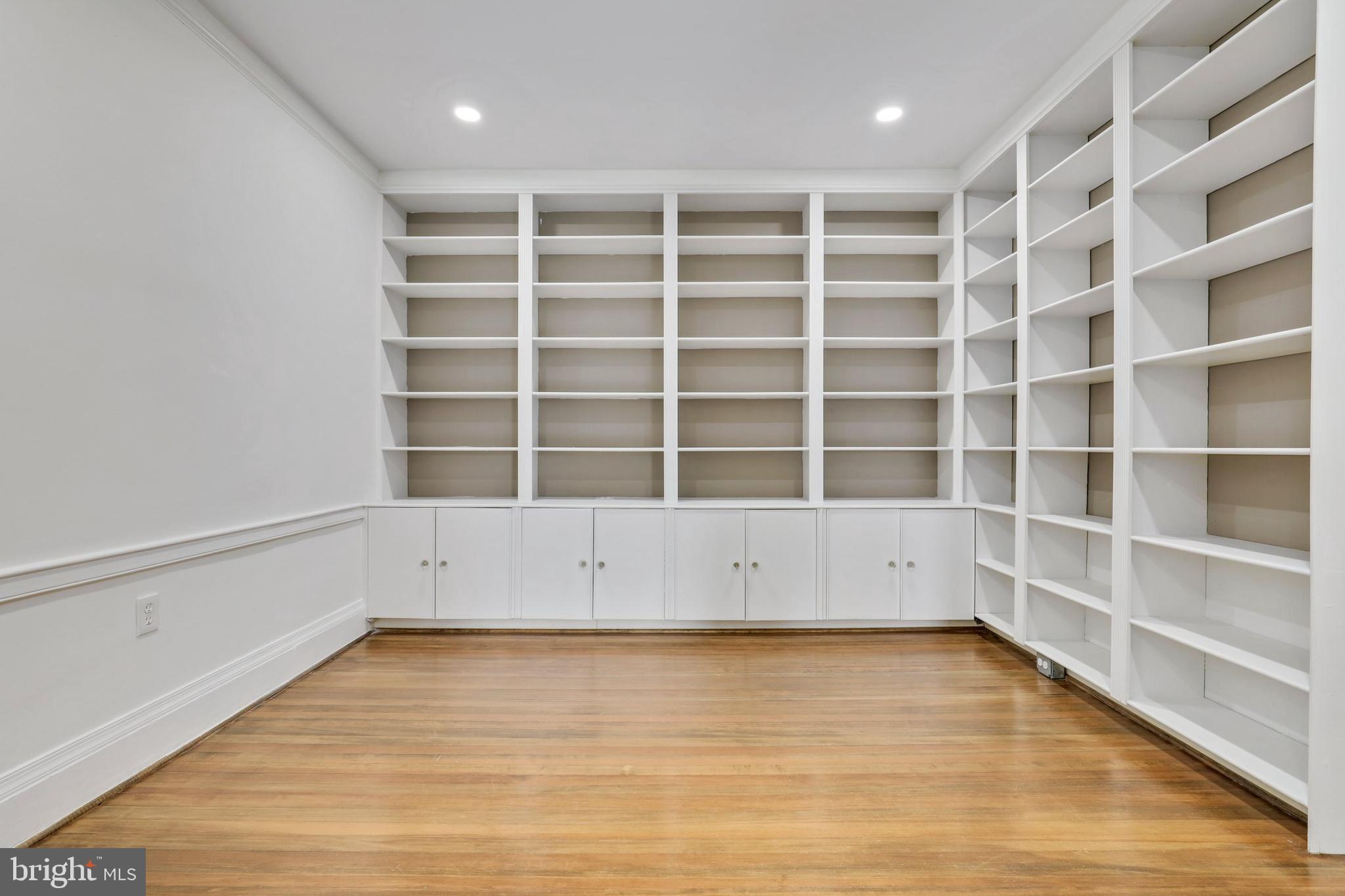 2022 Columbia Road Northwest, Unit 315 Washington, DC 20009 - Photo 7 of 37