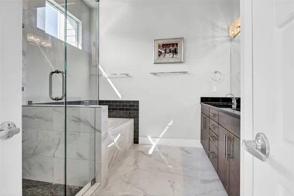 $4,150 | 3504 Clawson Road, Unit 7, Austin, TX 78704