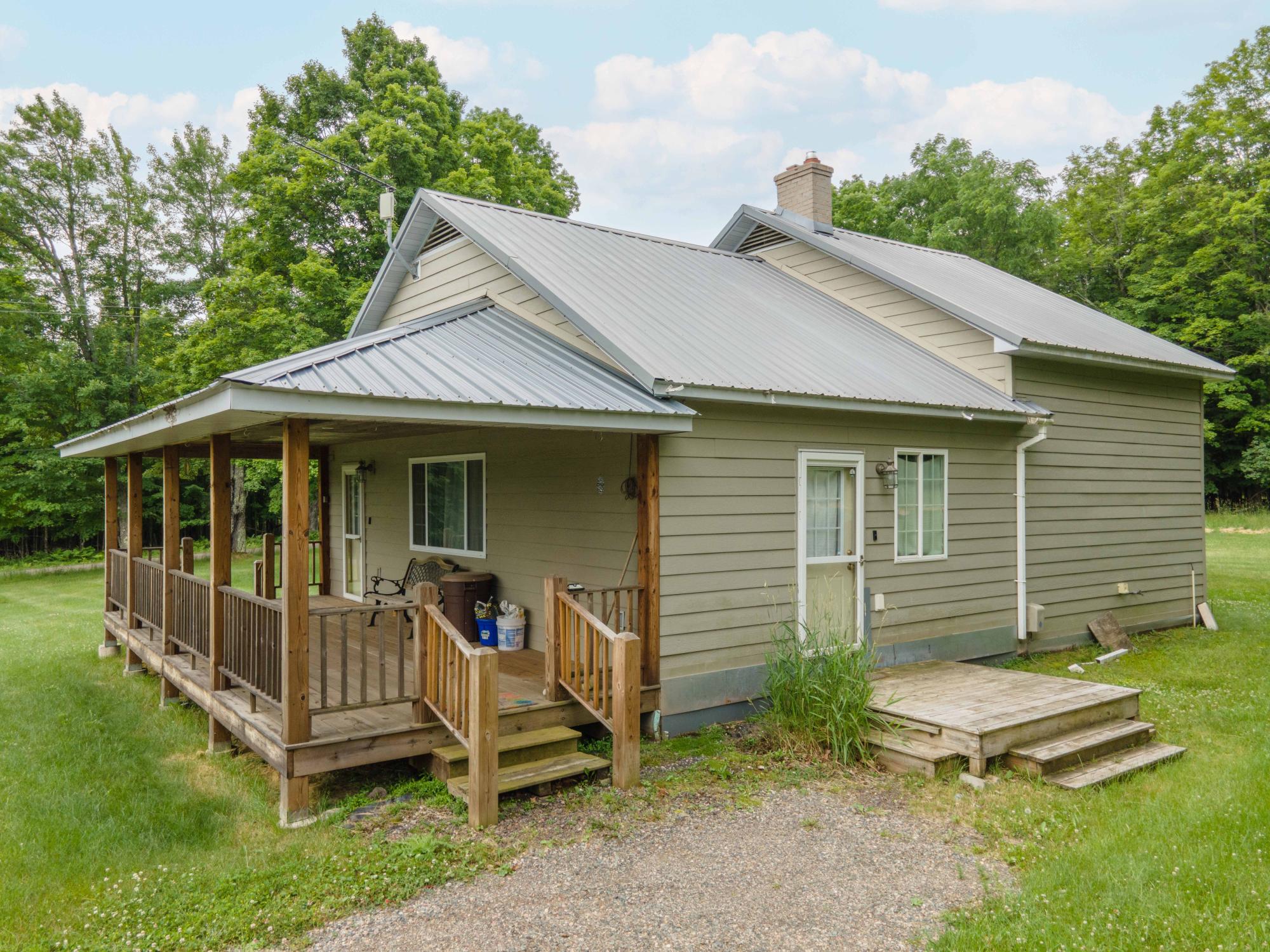 262 Bernhardt Road Iron River, MI 49935 - Photo 5 of 30 Gallery Image 5