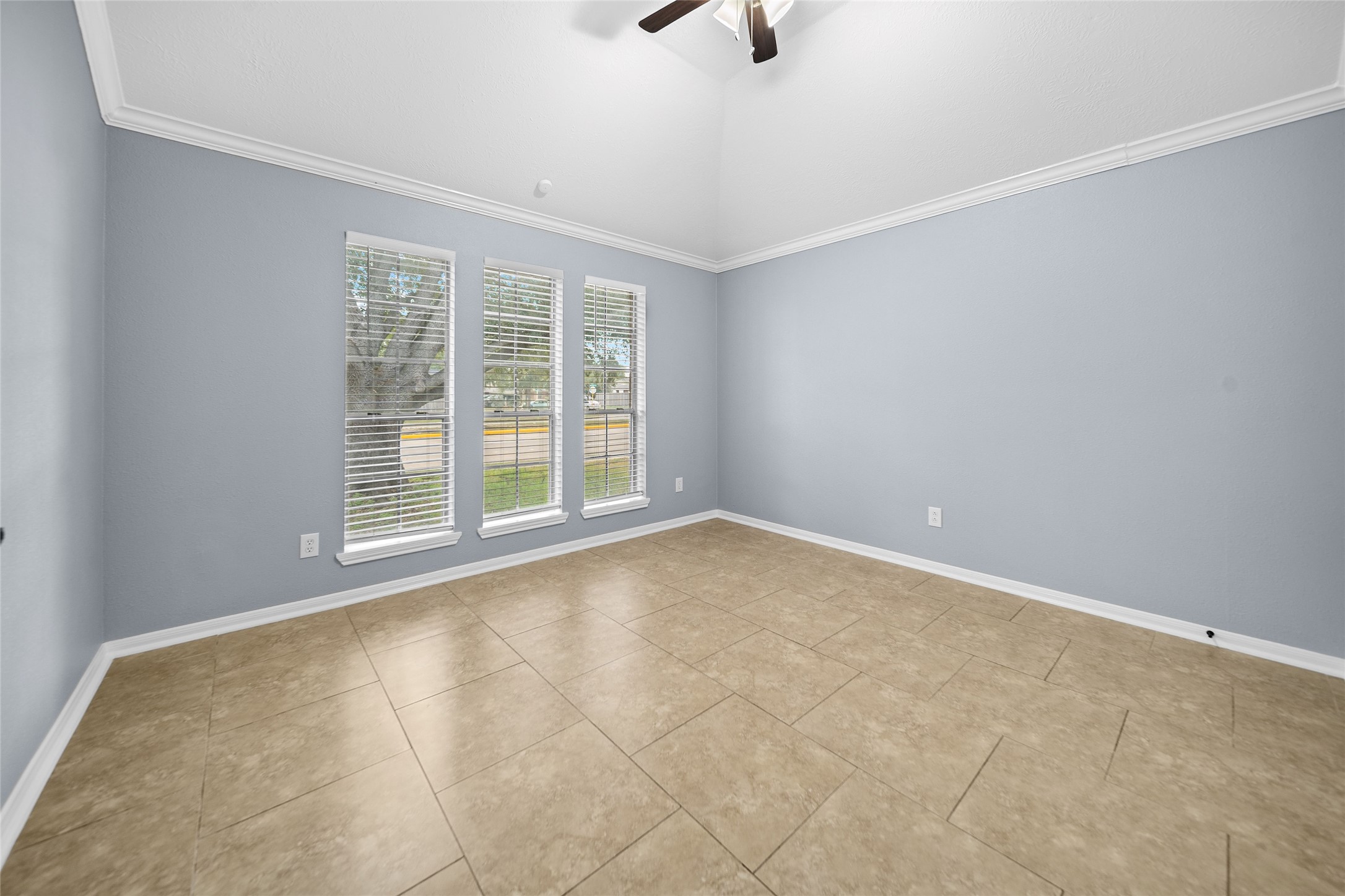 6627 Greenhouse Road Katy, TX 77449 - Photo 6 of 23 1 bedroom
