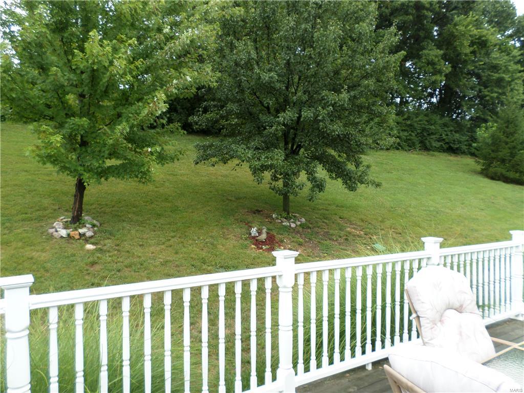 5016 Nicholas Ridge Drive St. Louis, MO 63129 - Photo 25 of 28 Gallery Image 25