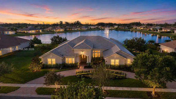 $2,600,000 | 5301 South Sterling Ranch Circle, Davie, FL 33314
