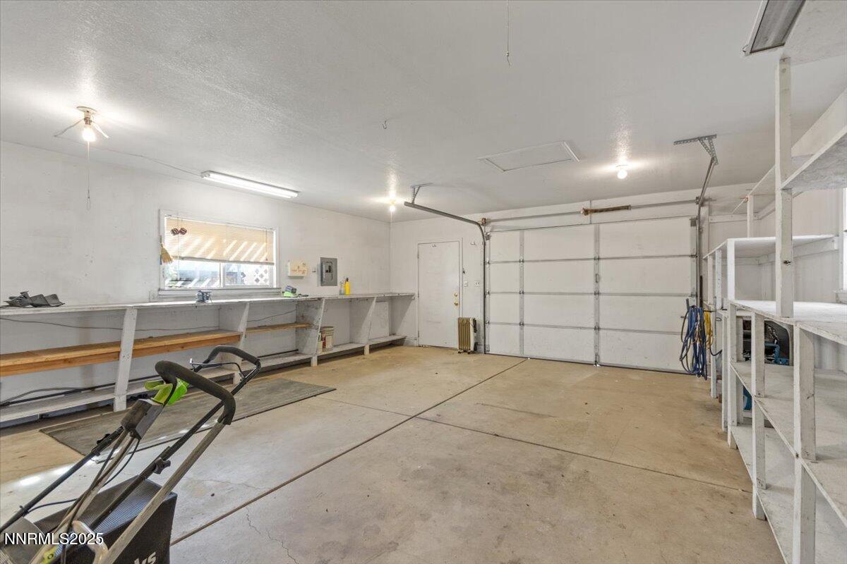 9732 Autumn Leaf Way Reno, NV 89506 - Photo 5 of 48 40-IMG_2071