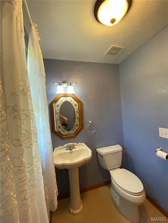 $1,200 | 15040 Bradley Lane, Marion, IL 62959