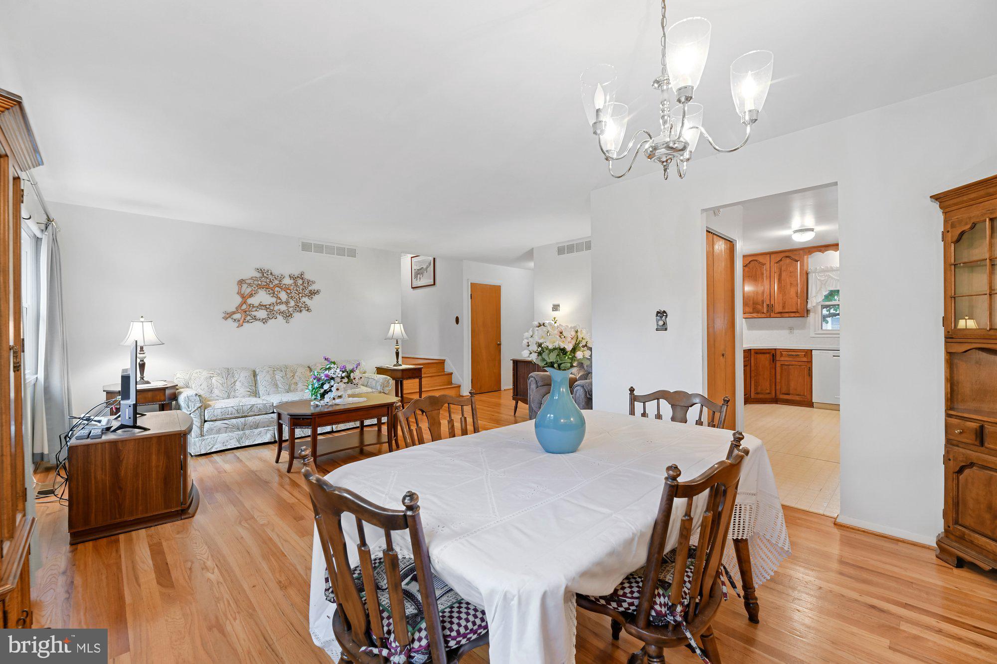 8805 Parlo Road Baltimore, MD 21236 - Photo 8 of 36