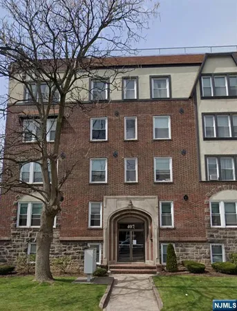 $1,650 | 407 Highland Avenue, Unit A2, Palisades Park, NJ 07650