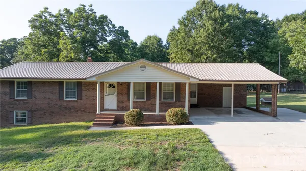 $325,000 | 2209 Woodhurst Lane, Albemarle, NC 28001