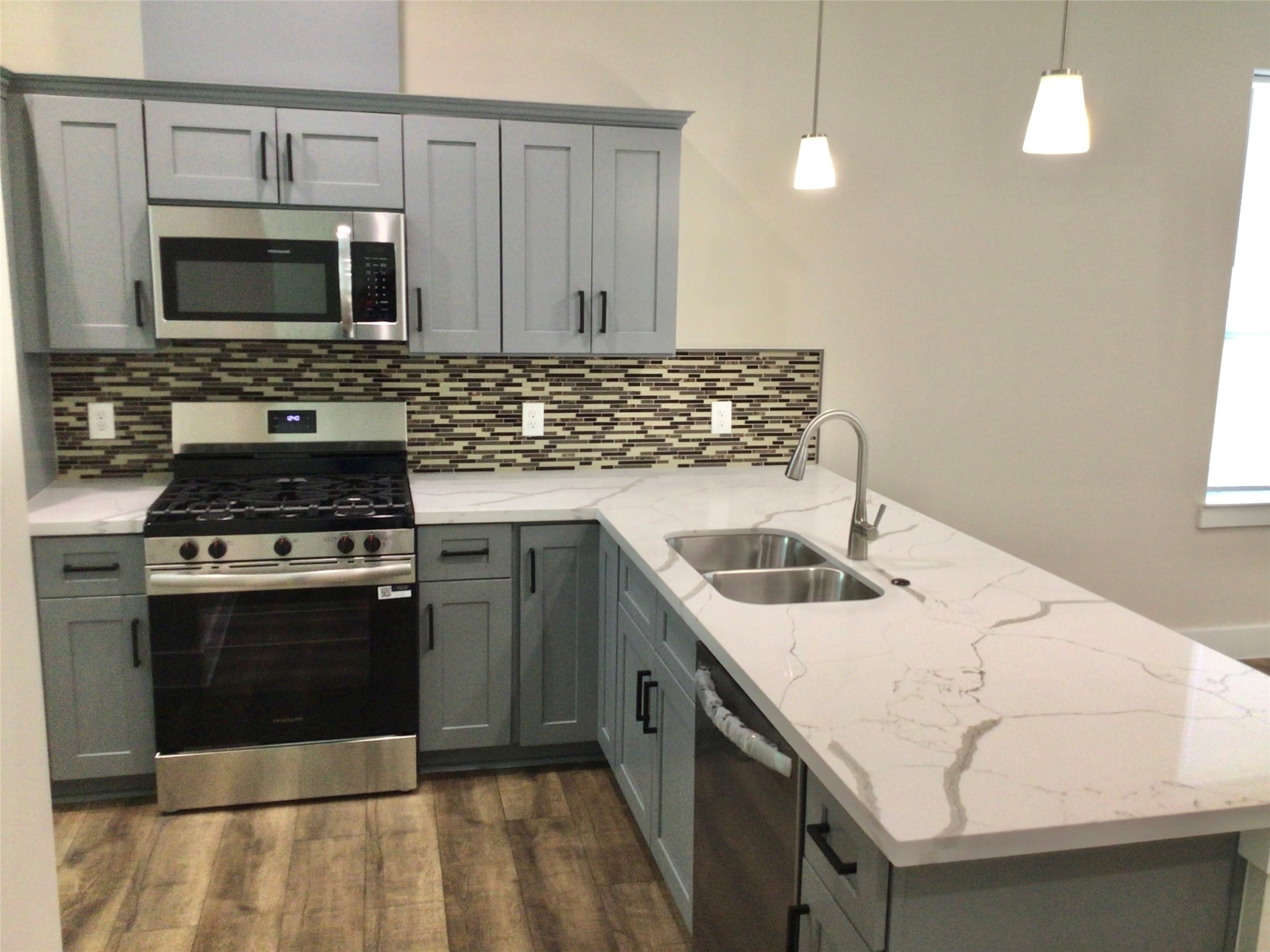2109 Marnel Road, Unit F Houston, TX 77055 - Photo 4 of 29