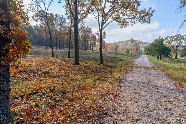 $835,000 | 170 Iron County Road, Belleview, MO 63623