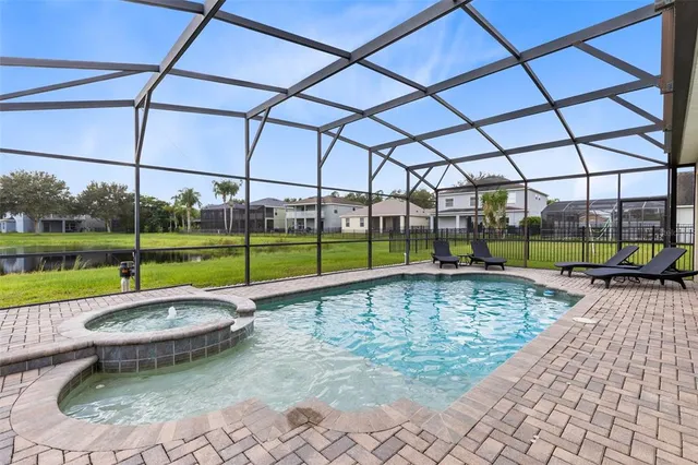 $530,000 | 521 Fairhaven Drive, Davenport, FL 33837