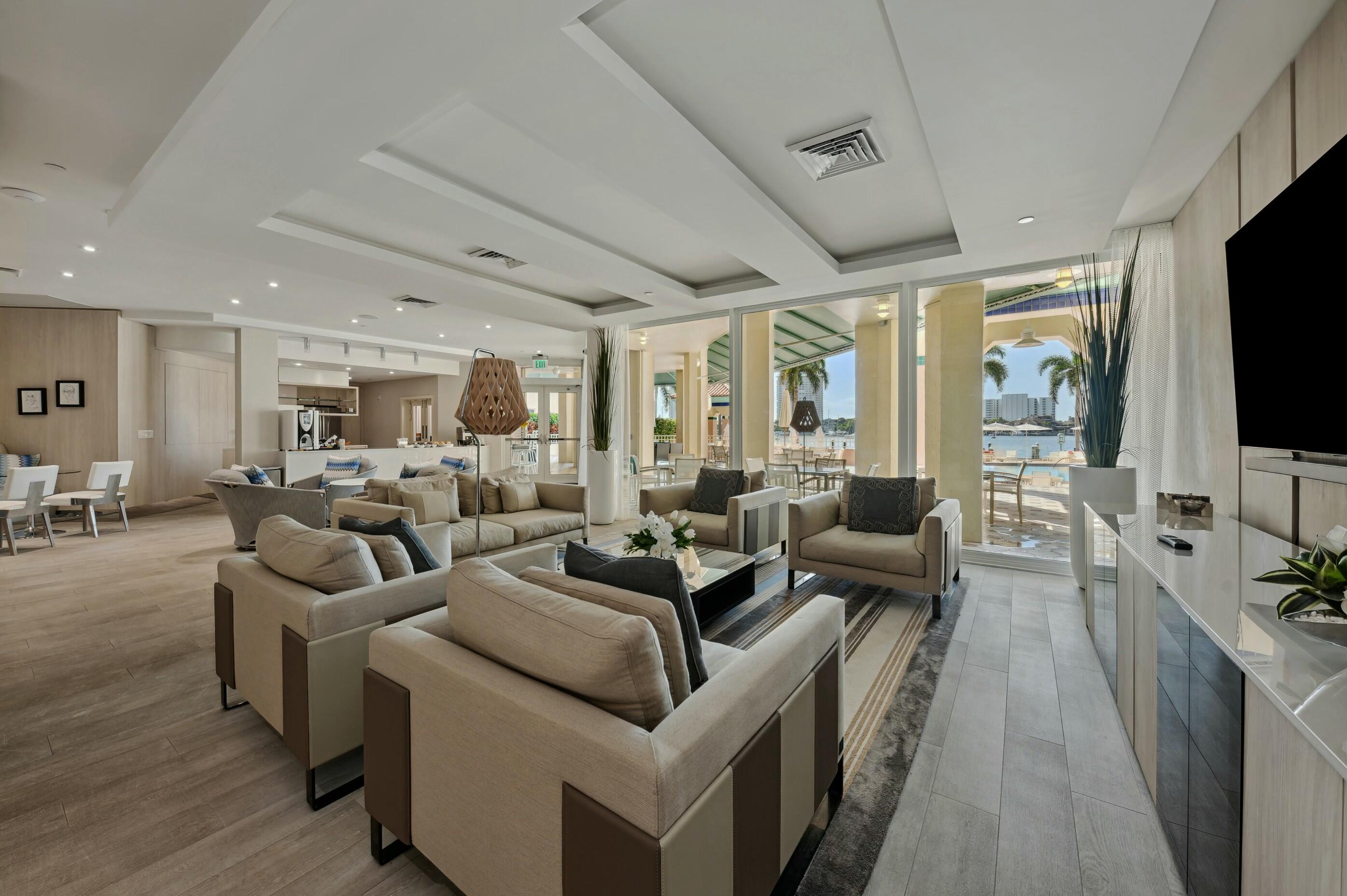 300 Southeast 5th Avenue, Unit 6010 Boca Raton, FL 33432 - Photo 23 of 34 Social room