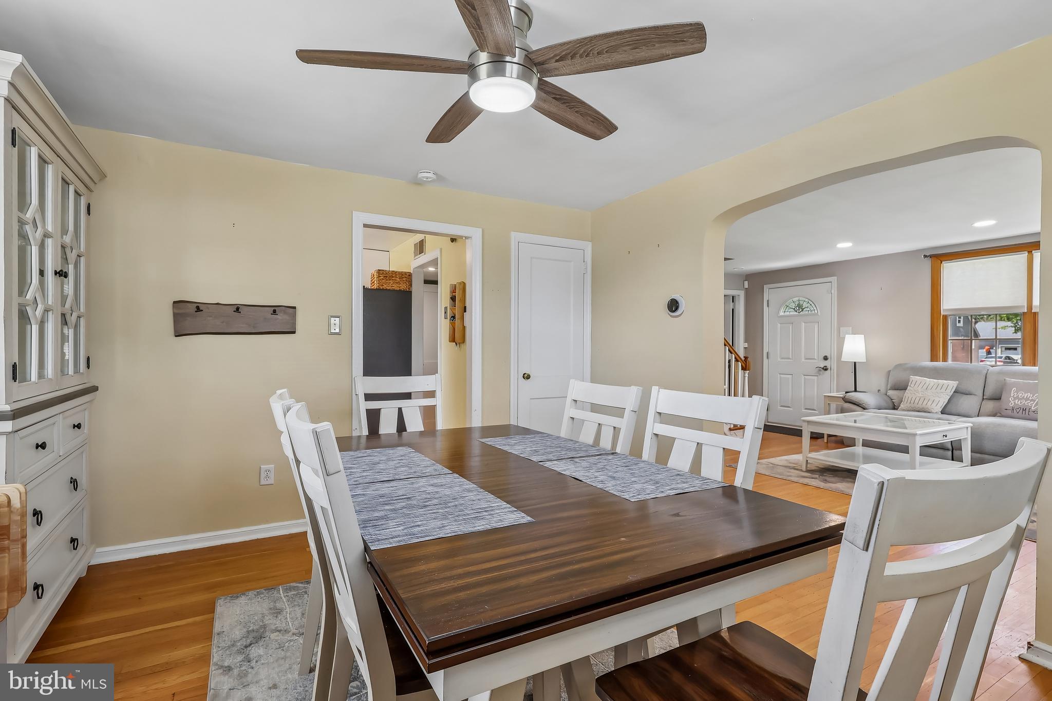 311 Hampton Road Hatboro, PA 19040 - Photo 27 of 53 Dining room w/ coat closet view into LR & Kitchen