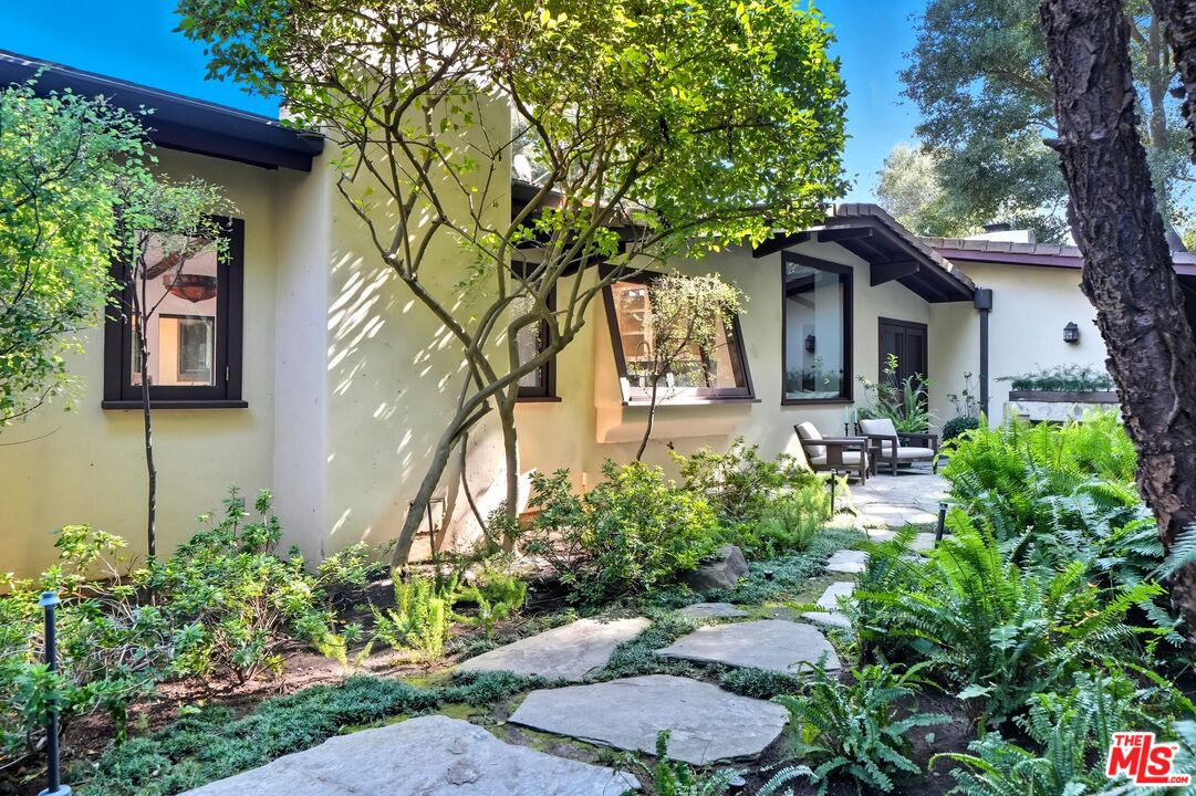 1821 Old Ranch Road Los Angeles, CA 90049 - Photo 1 of 2 Gallery Image 1