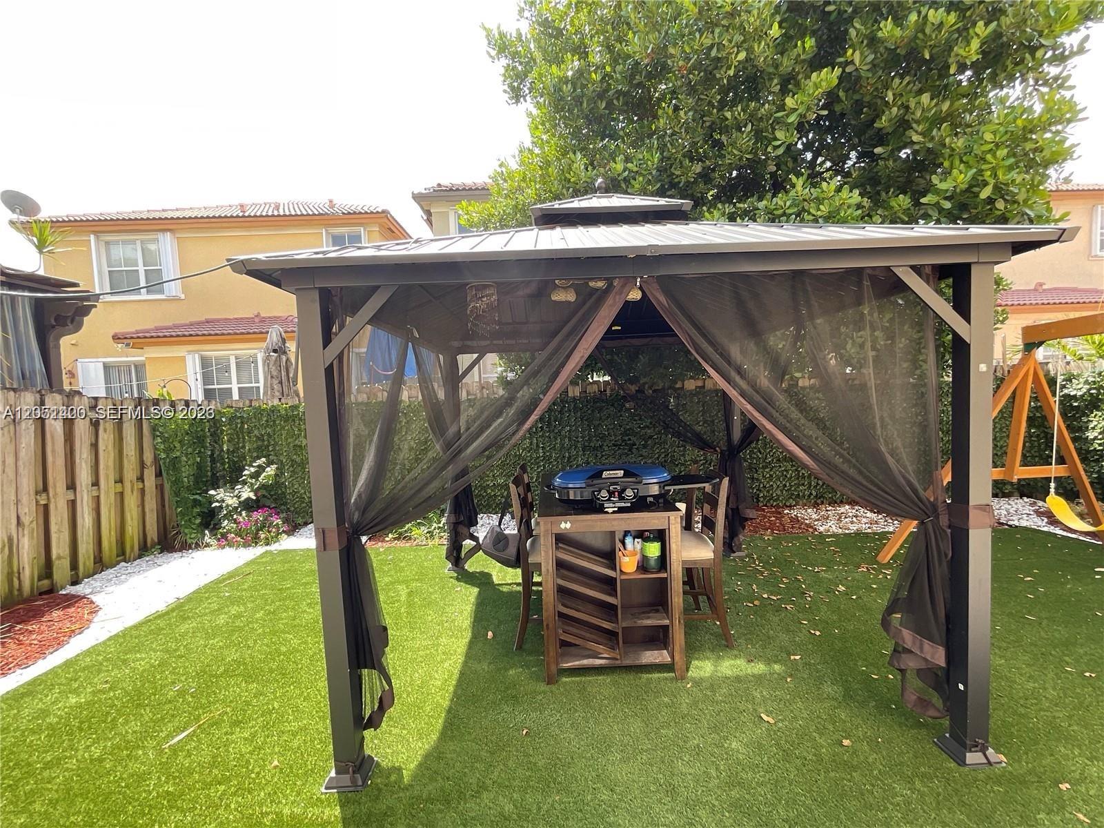 7472 Northwest 112 Path Doral, FL 33178 - Photo 32 of 40
